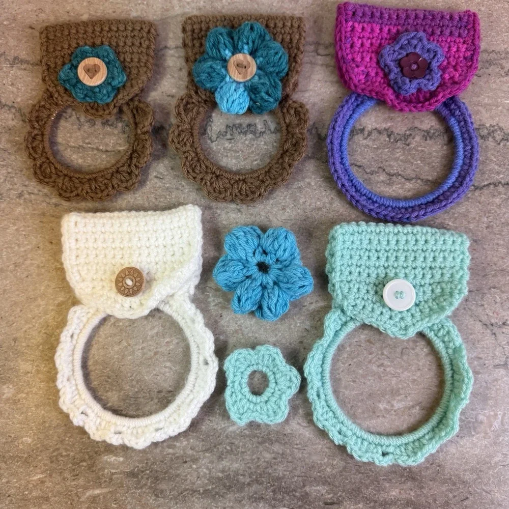 Handmade Crochet Hanging Towel Topper/Holder NWOT Set Of 5 Cottagecore Granny